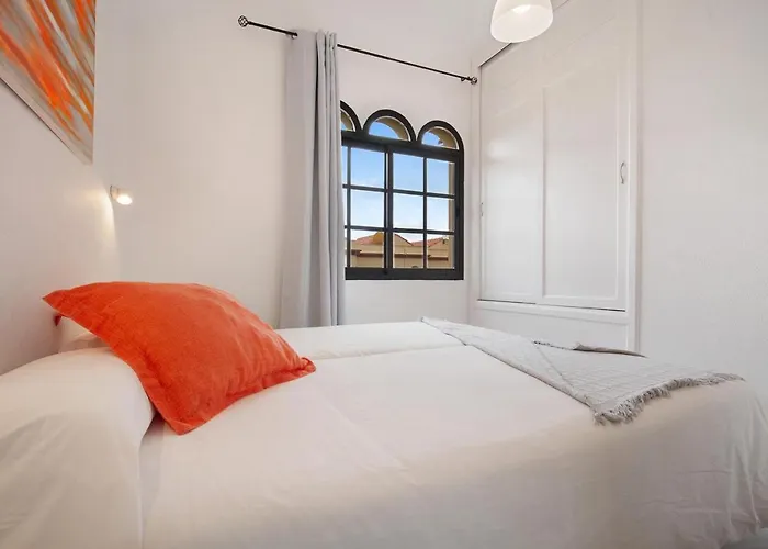 Vista Piscina O Terraza, Wifi Gratis Διαμέρισμα